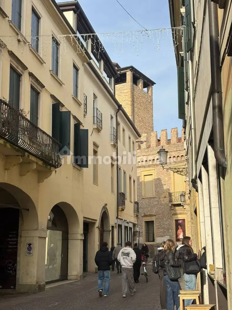 Appartamento in vendita a Padova