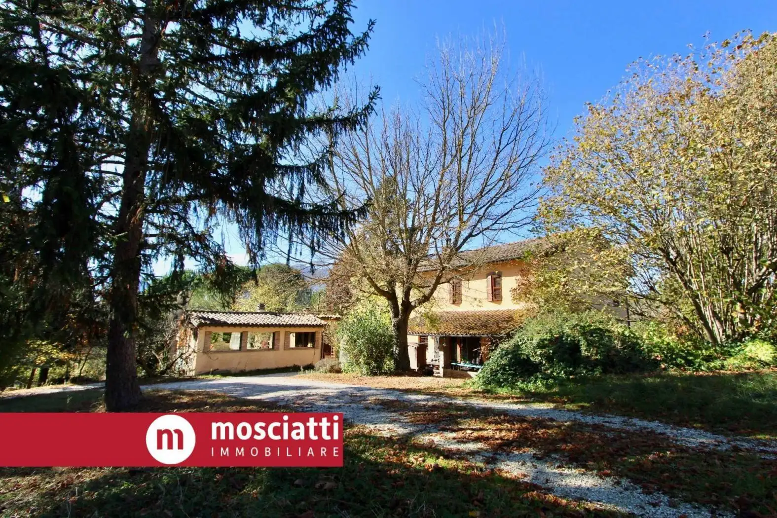 Villa in vendita a Matelica