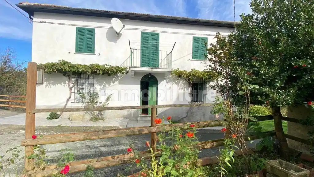 Rustico - Casale in vendita a Pareto