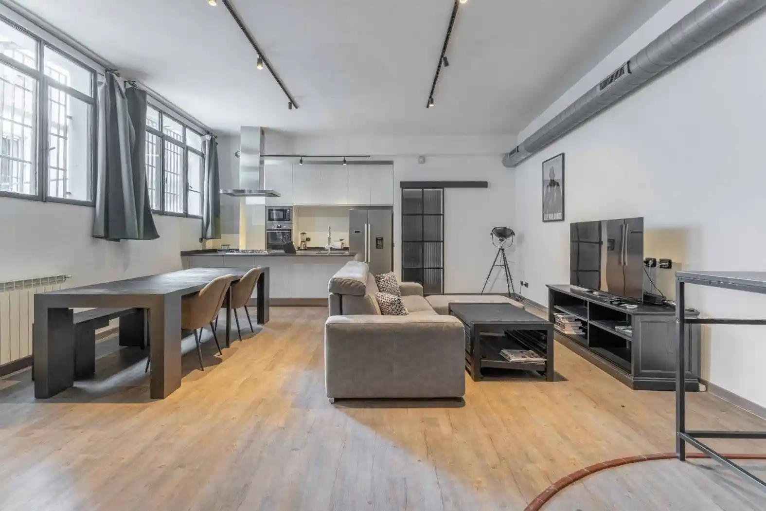 Bilocale via Cardinale Ascanio Sforza 81, Pezzotti - Meda, Milano - foto 2