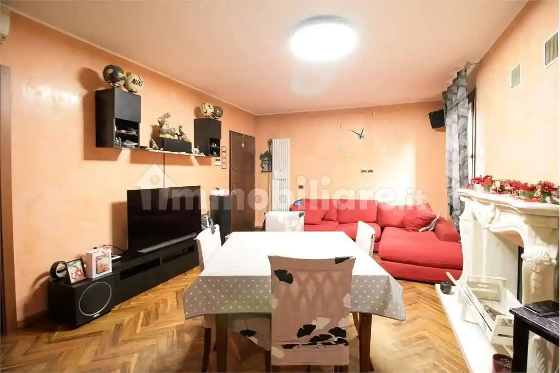 Appartamento via Silvio Pellico, 1, Semicentro, Paderno Dugnano - foto 4