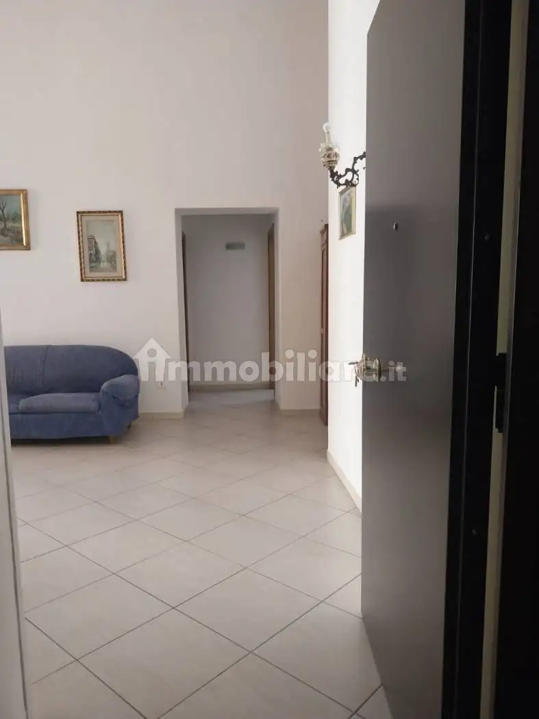 Appartamento in affitto a Napoli