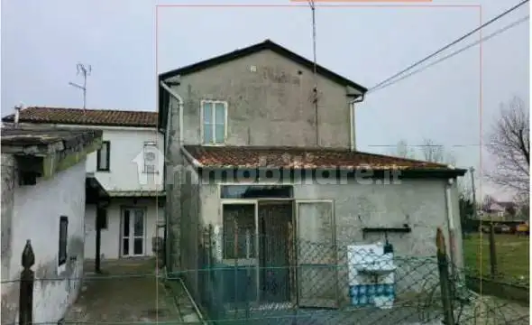 Appartamento in asta a Pincara