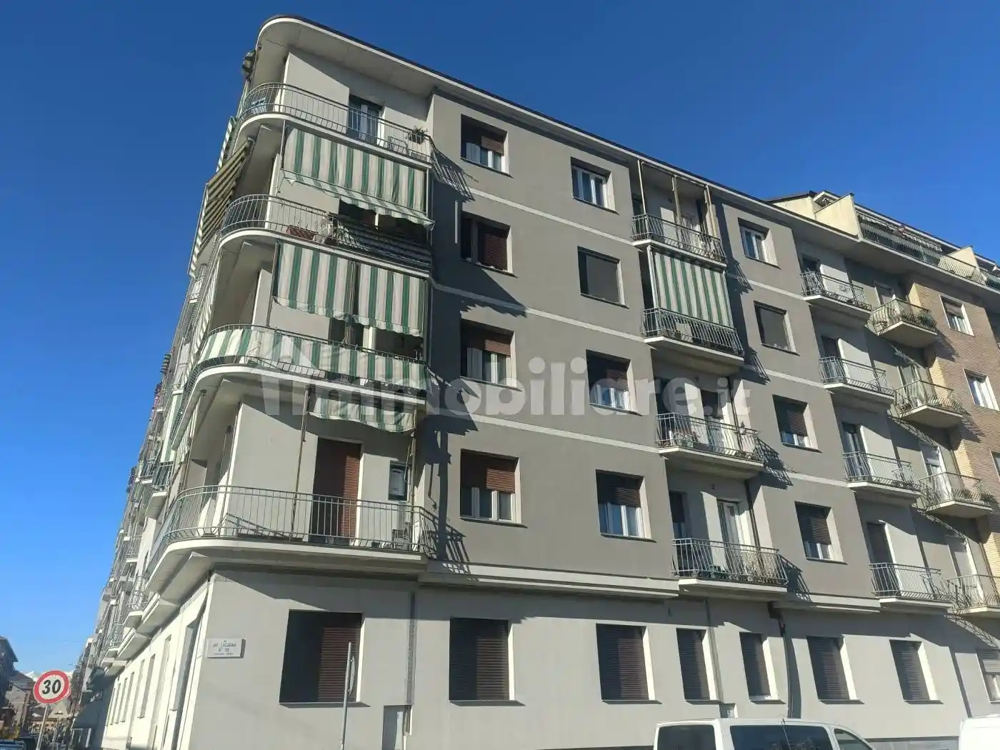 Trilocale via Val Lagarina 20, Pozzo Strada, Torino - foto 2