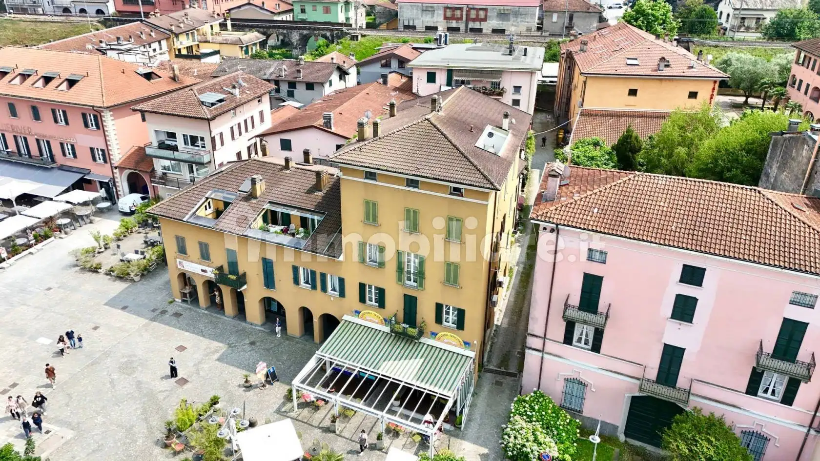 Appartamento in vendita a Colico