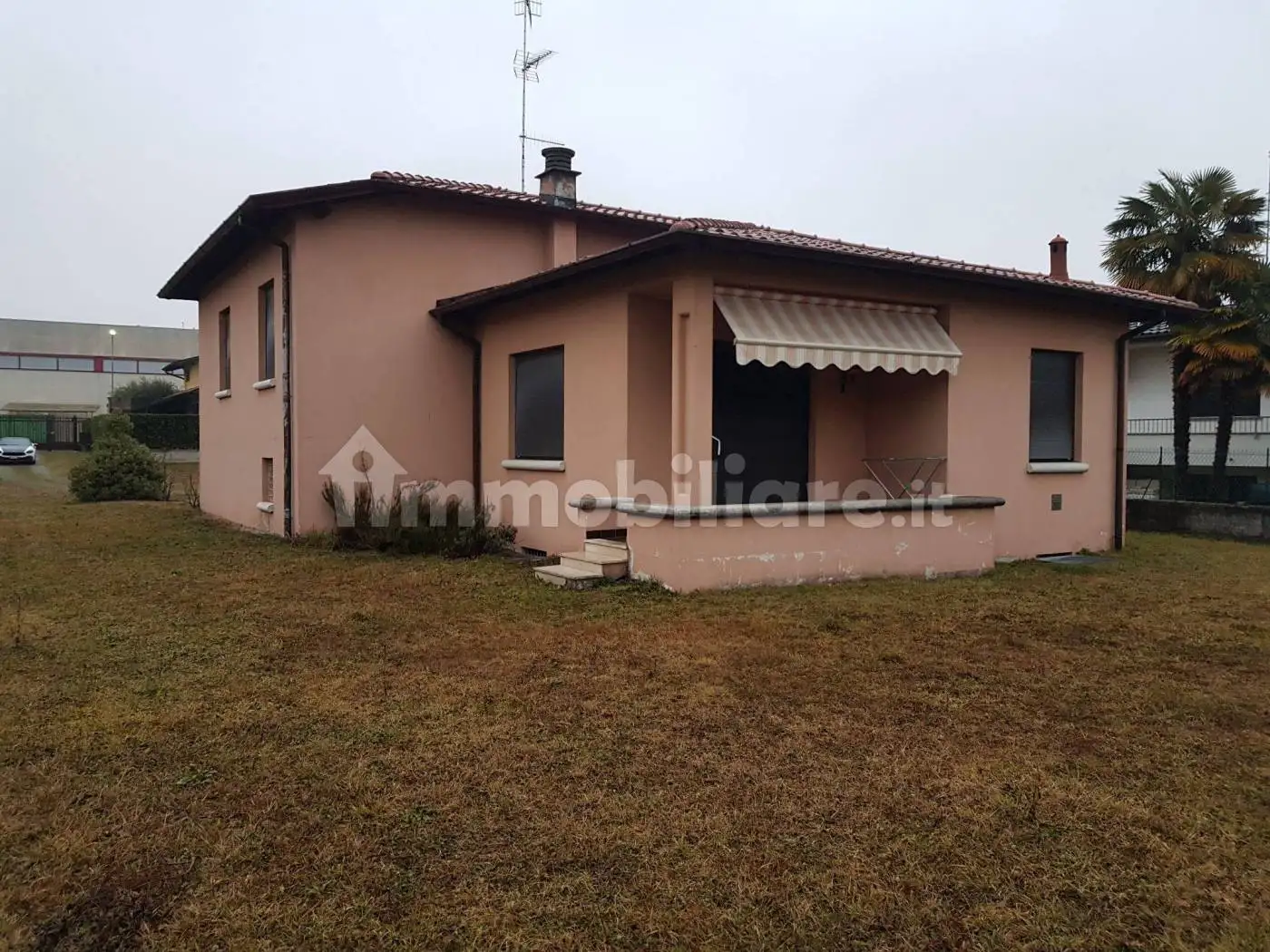 Villa in vendita a Olgiate Comasco