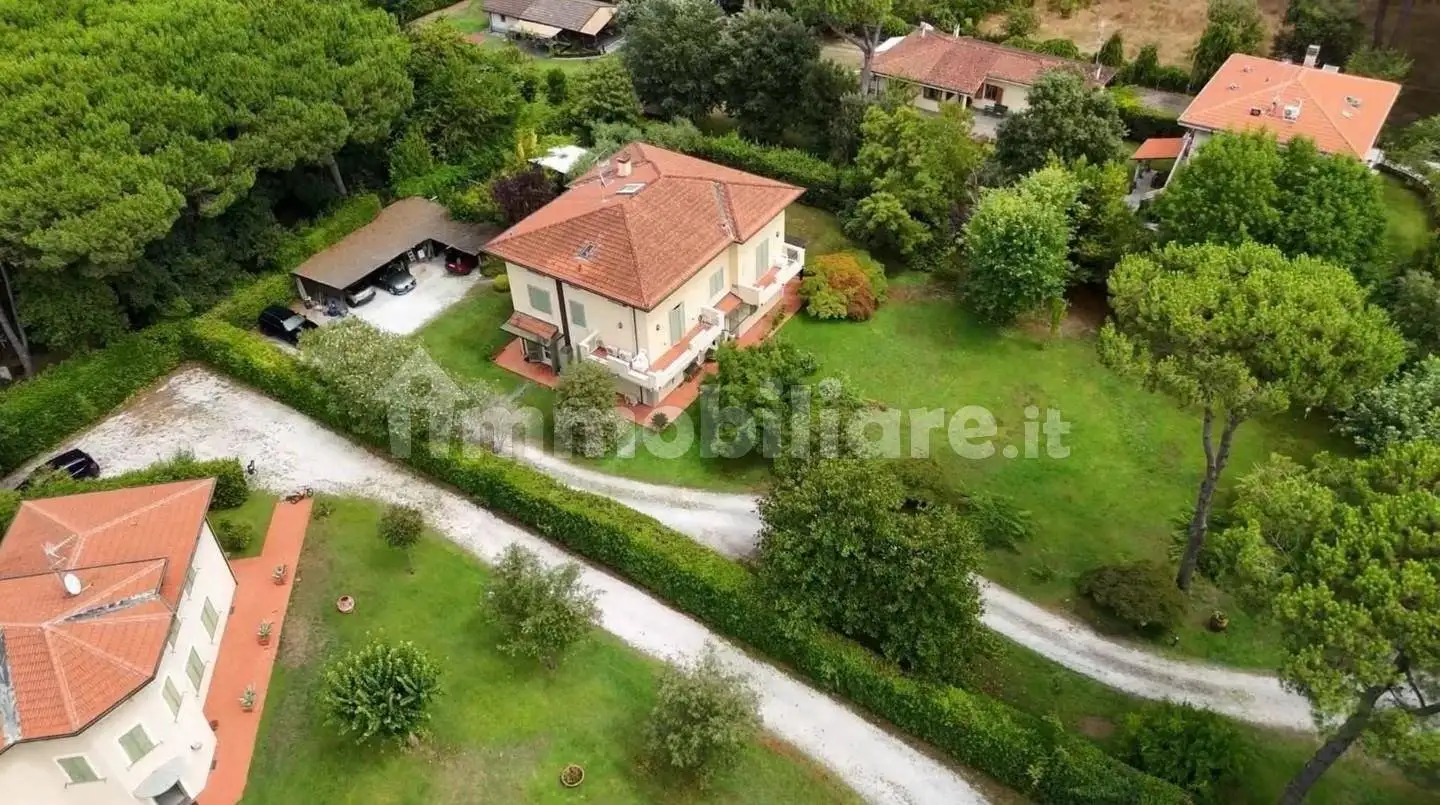 Villa in vendita a Massa
