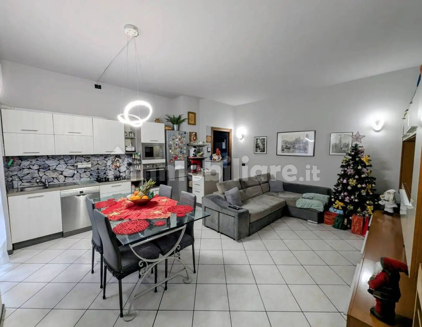 Appartamento in vendita a Rho