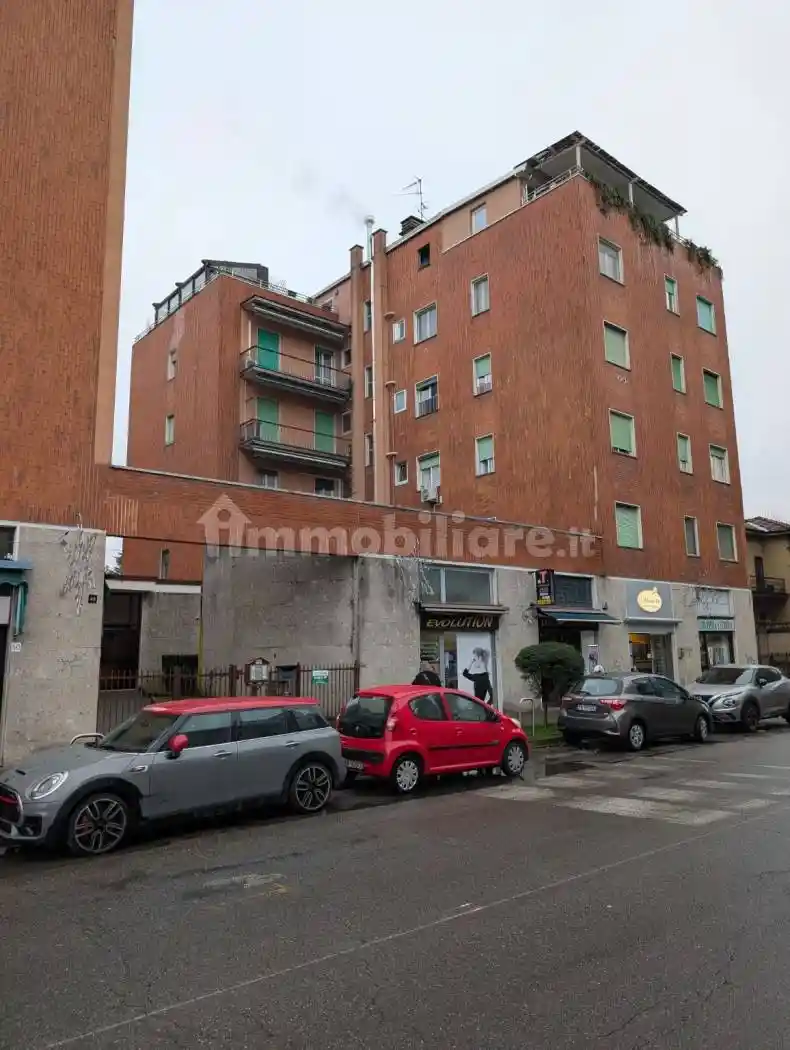 Trilocale via Lainate 48, San Giovanni, Rho - foto 2