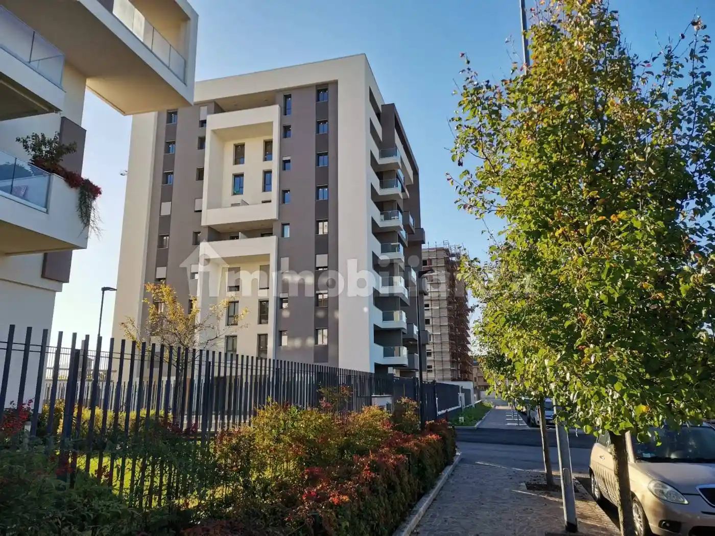 Quadrilocale via Giuseppe Giacosa 26, Cederna, Monza - foto 2