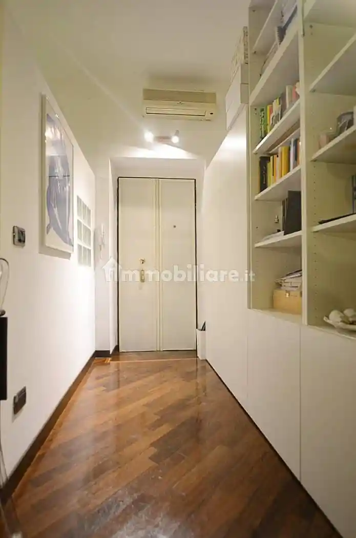 Bilocale via Antonio Rosmini 13, Paolo Sarpi, Milano - foto 2