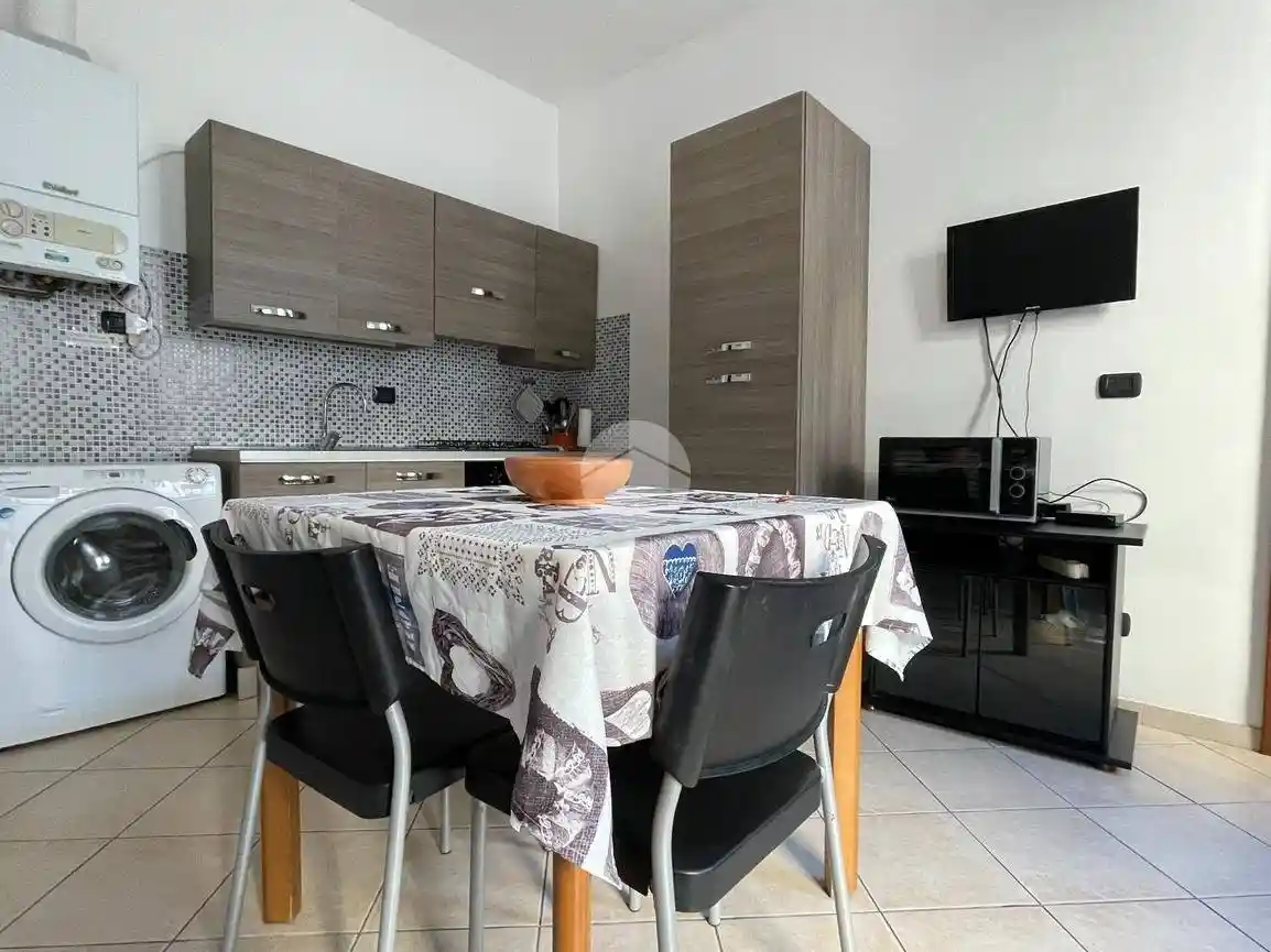 Bilocale via Cola Montano 6, Isola, Milano - foto 2