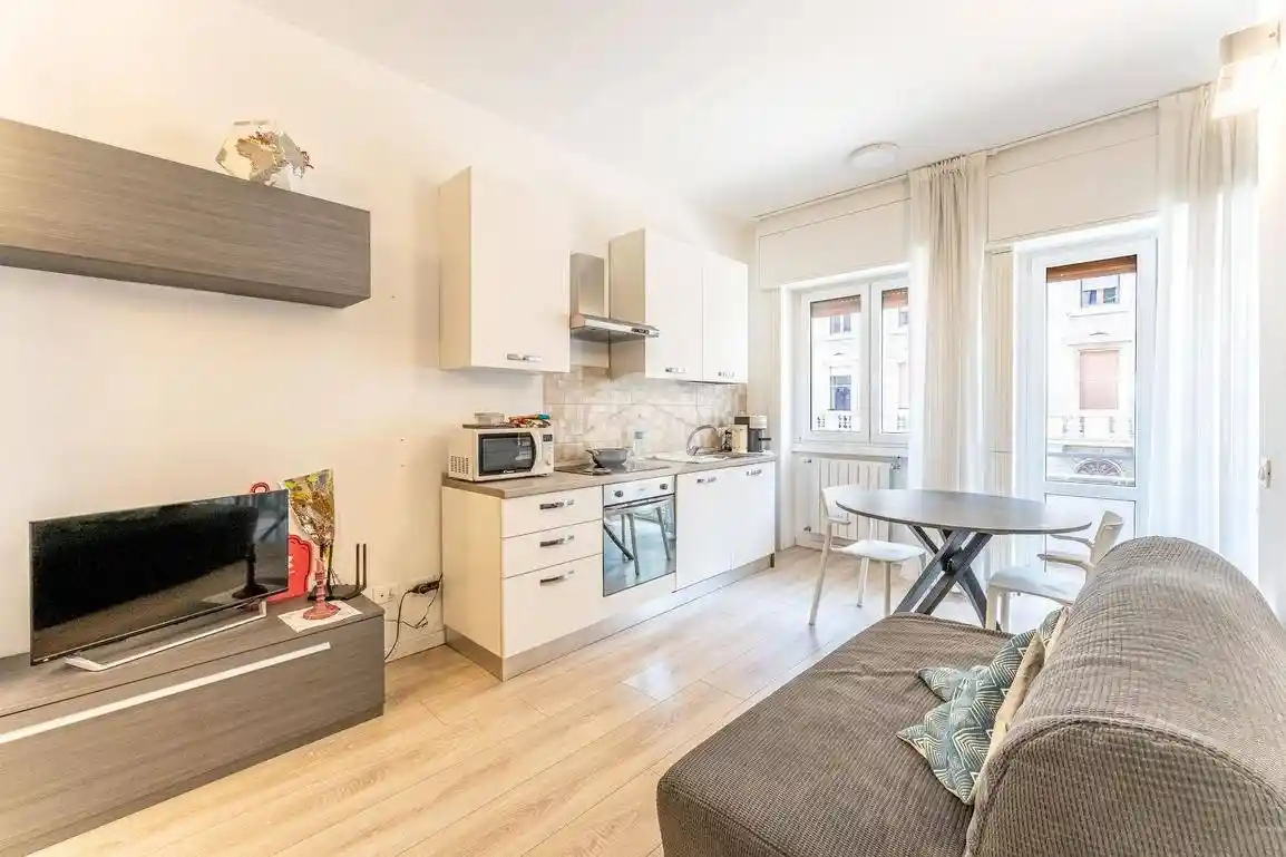 Bilocale via Luigi Federico Menabrea 24, Farini, Milano - foto 2