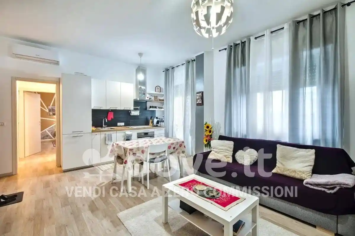 Bilocale viale Castelfidardo 26, Centro, Pinerolo - foto 2