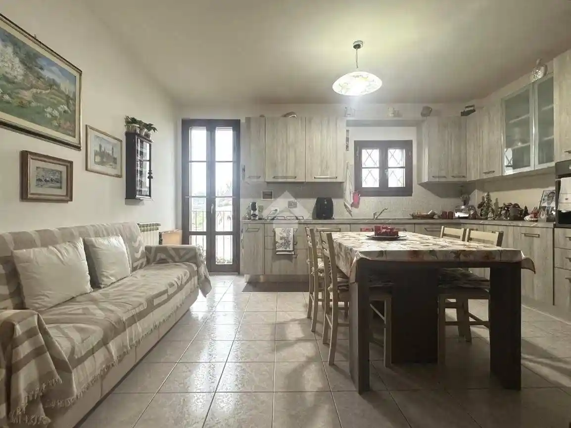 Trilocale via dei confini 270, Capalle, La Villa, Esselunga, Campi Bisenzio - foto 3