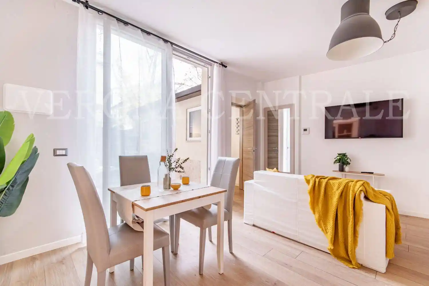 Bilocale via Campofiore 11, Veronetta, Verona - foto 3