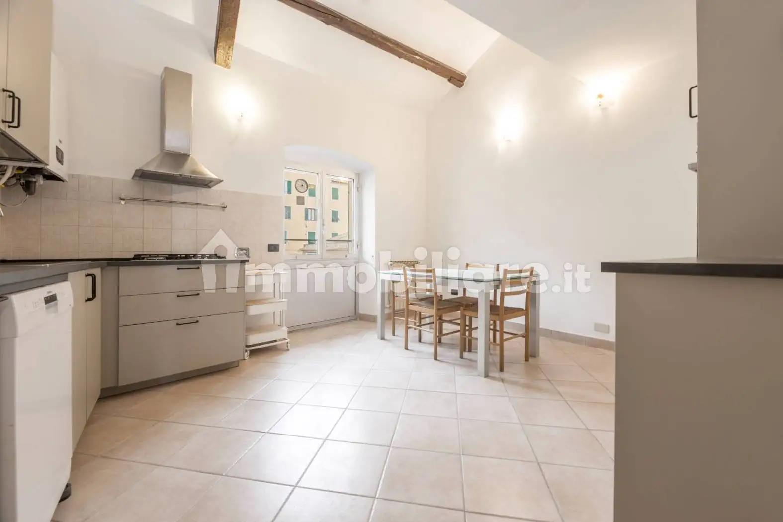 Appartamento in vendita a Genova