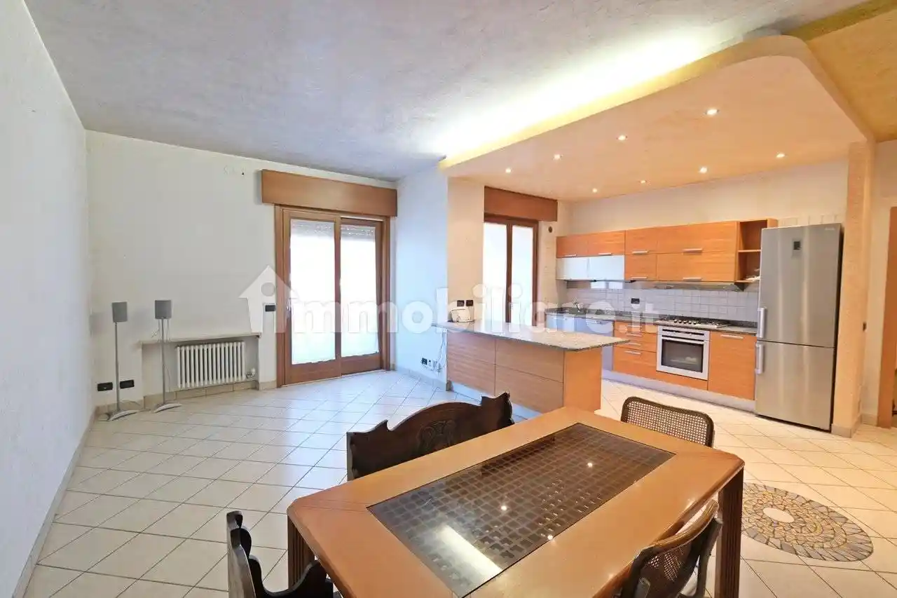 Appartamento via Lodovico Salomoni, Zona Fiera, Verona - foto 4