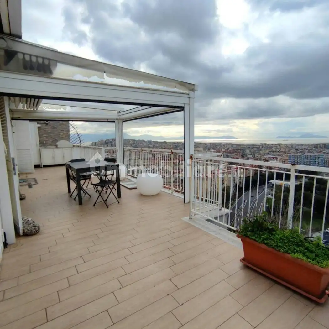 Attico - Mansarda in affitto a Napoli