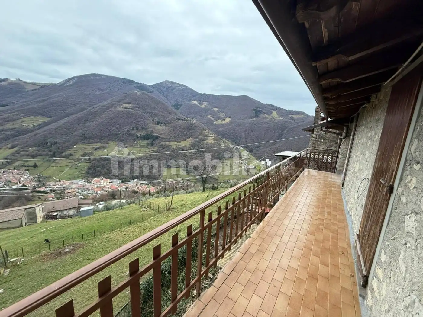 Appartamento in vendita a Adrara San Martino