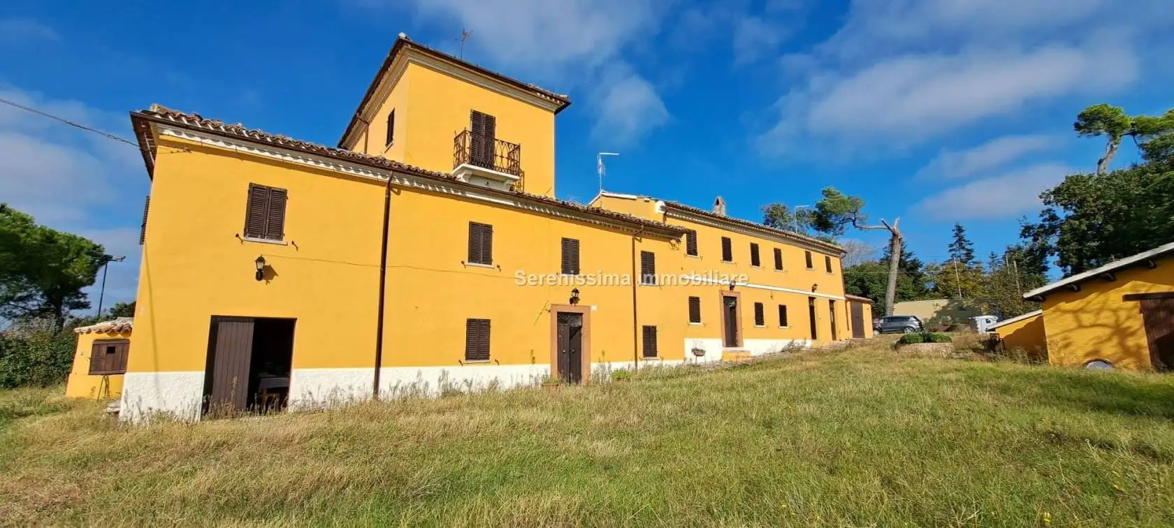 Rustico - Casale in vendita a Pesaro