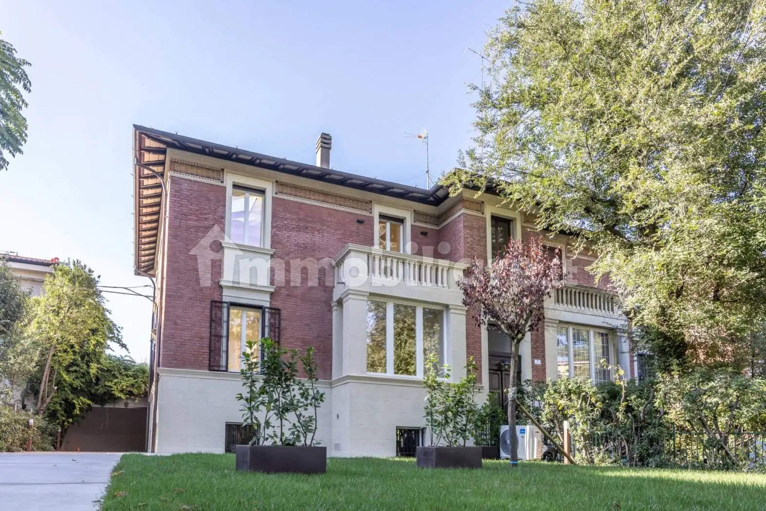 Appartamento in vendita a Bologna