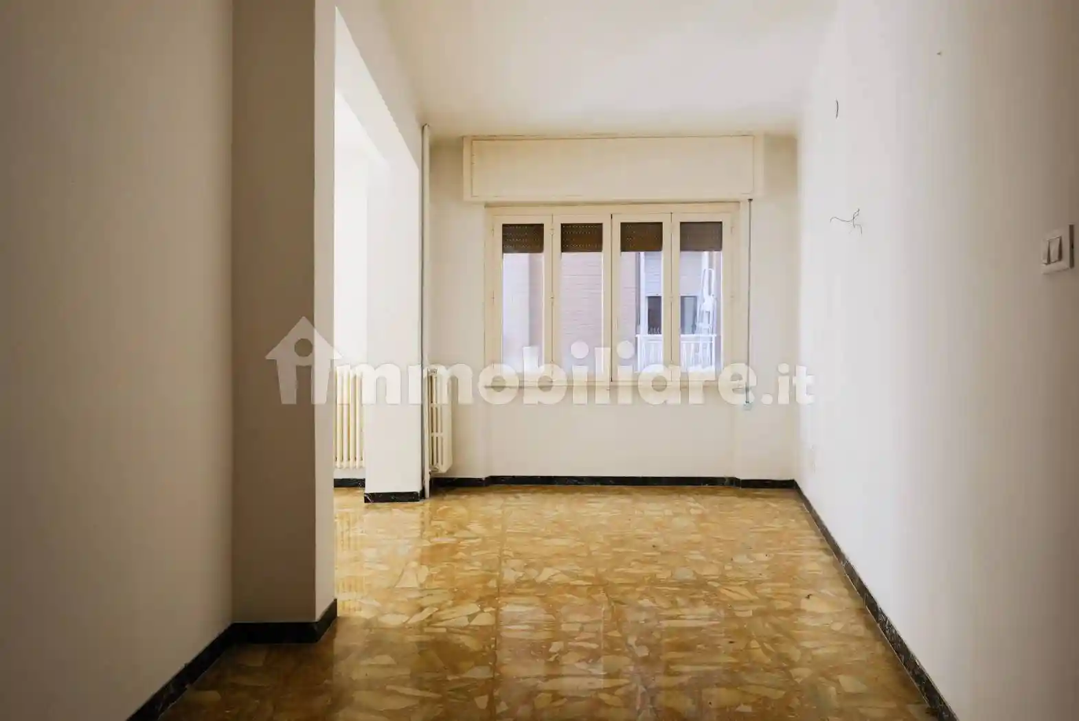 Quadrilocale via Almerici 6, Centro Storico, Pesaro - foto 4