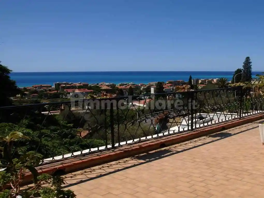 Villa unifamiliare via Bellavista, 20, Piani di Borghetto, Ospedale, Bordighera - foto 2