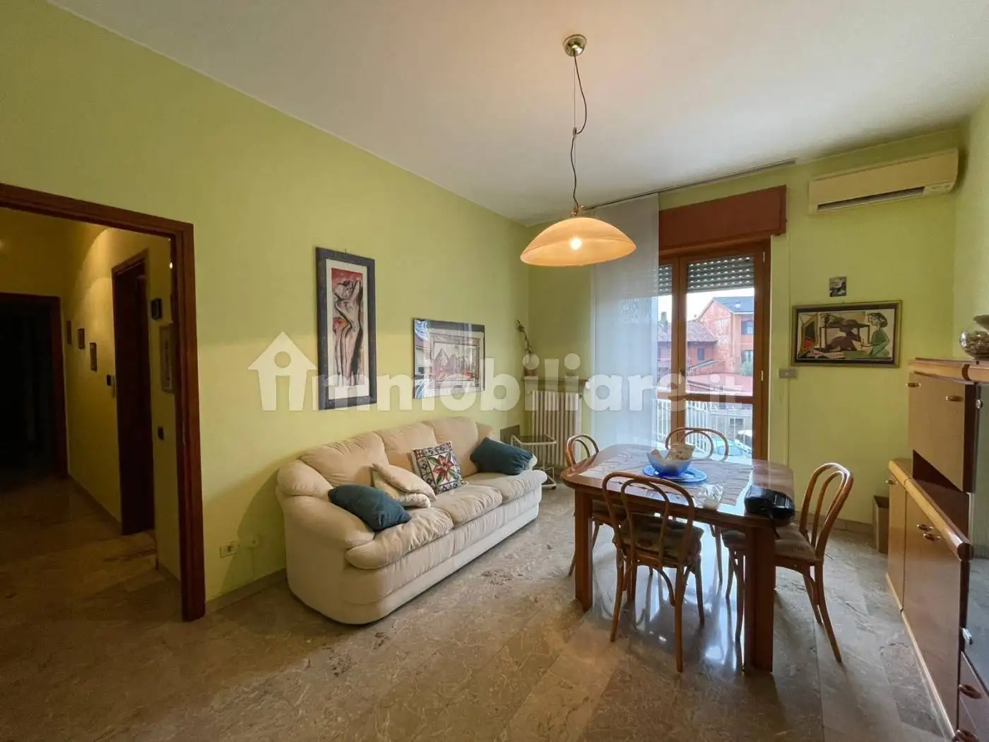 Appartamento in vendita a Bareggio