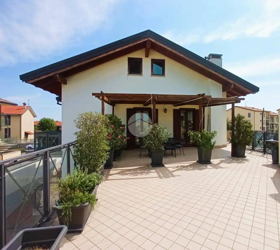 Appartamento in vendita a Marcallo con Casone