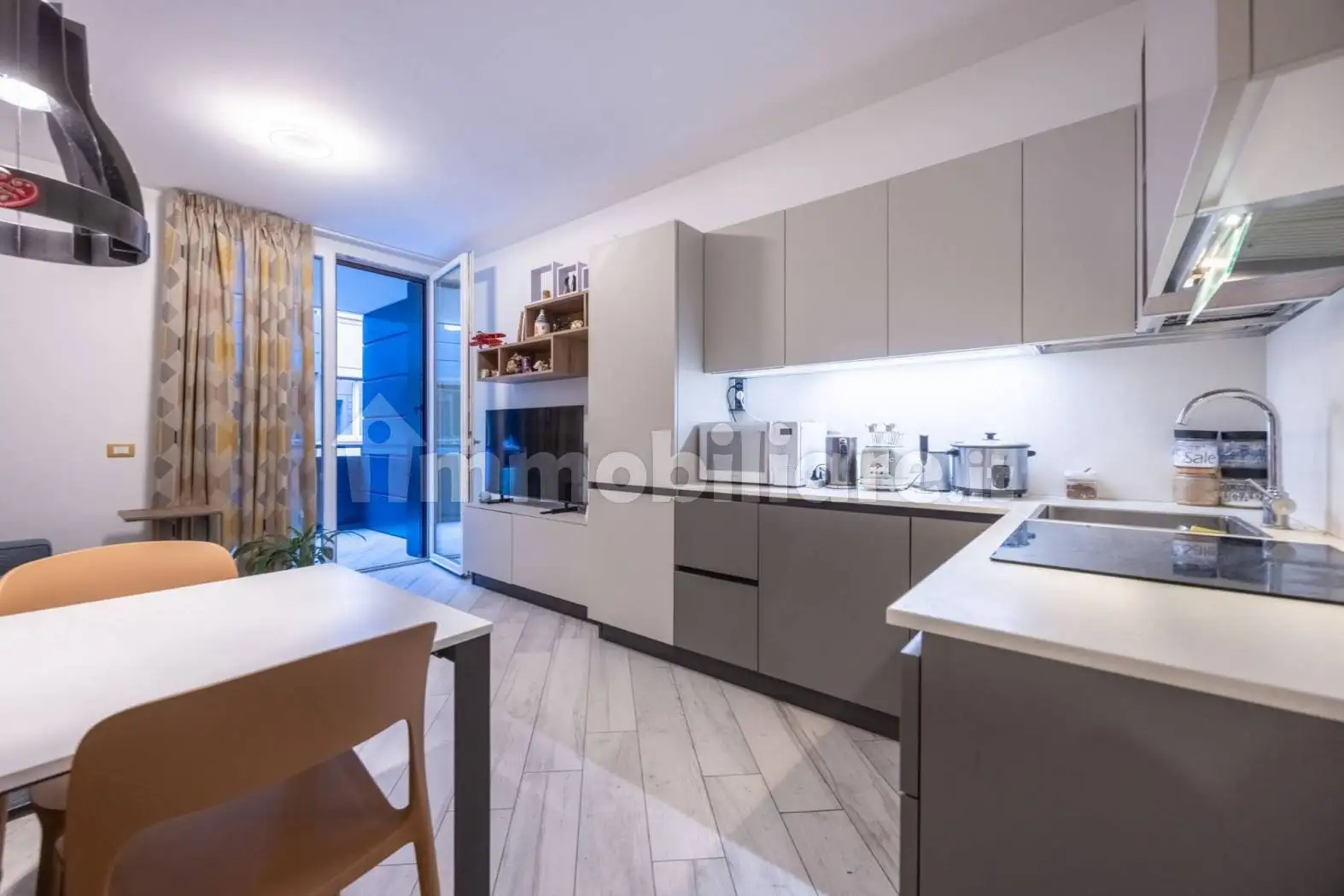 Appartamento in vendita a Bologna