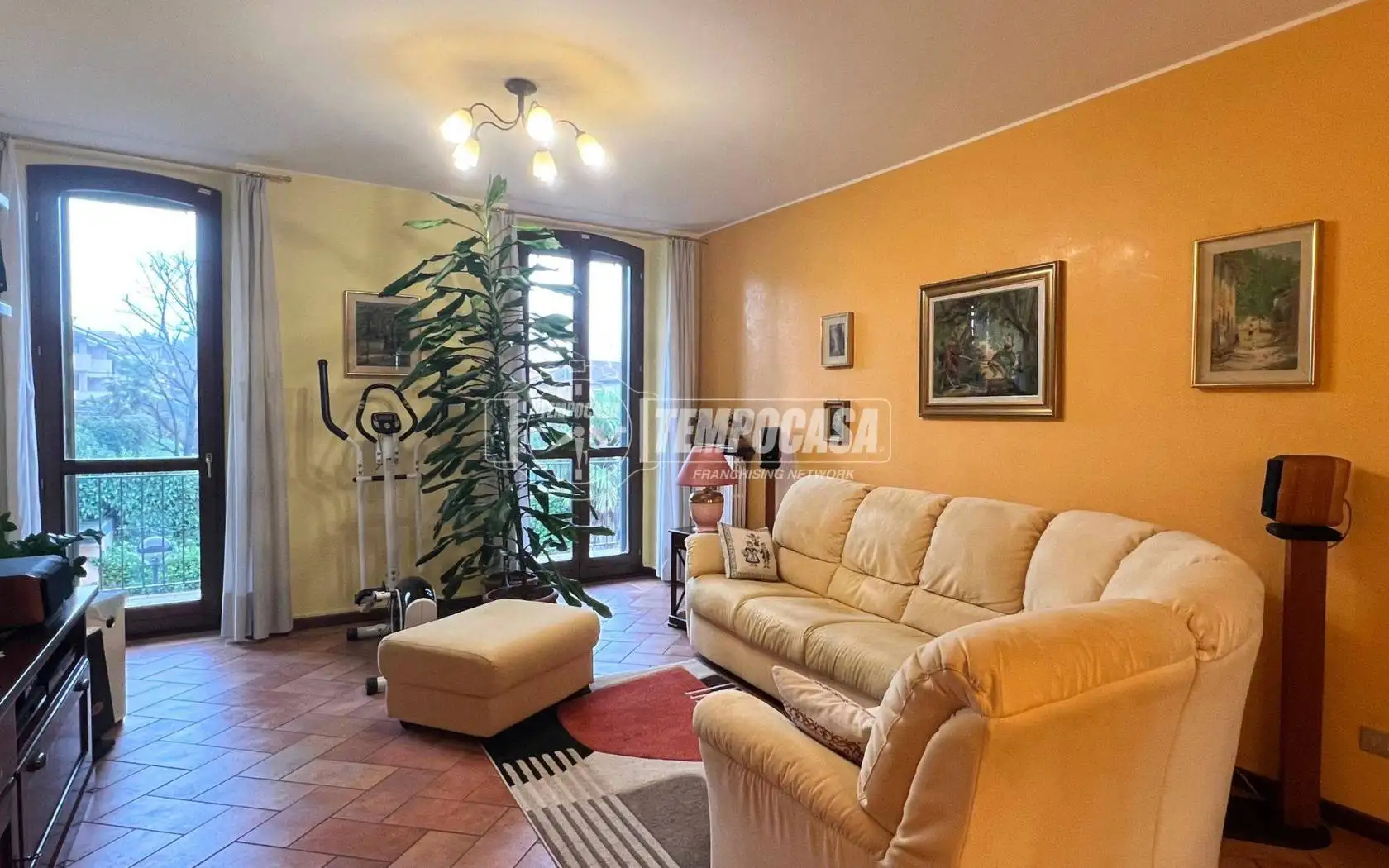 Appartamento in vendita a Lesmo