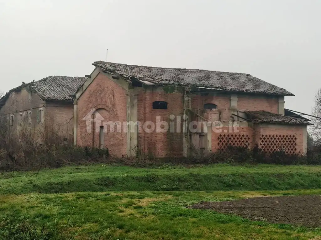 Rustico - Casale in vendita a Castelfranco Emilia