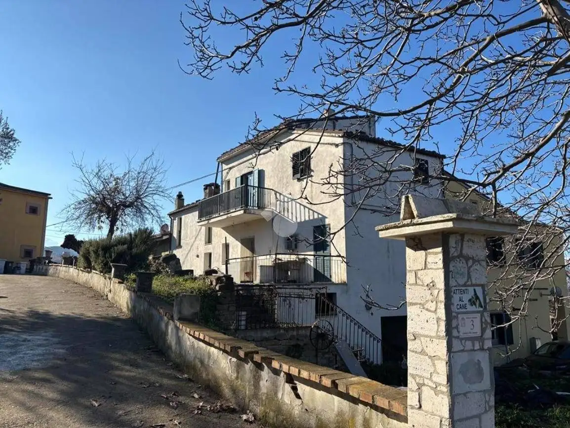 Casa indipendente in vendita a Cermignano