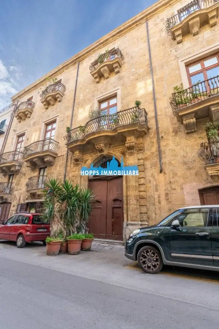 Appartamento in vendita a Palermo