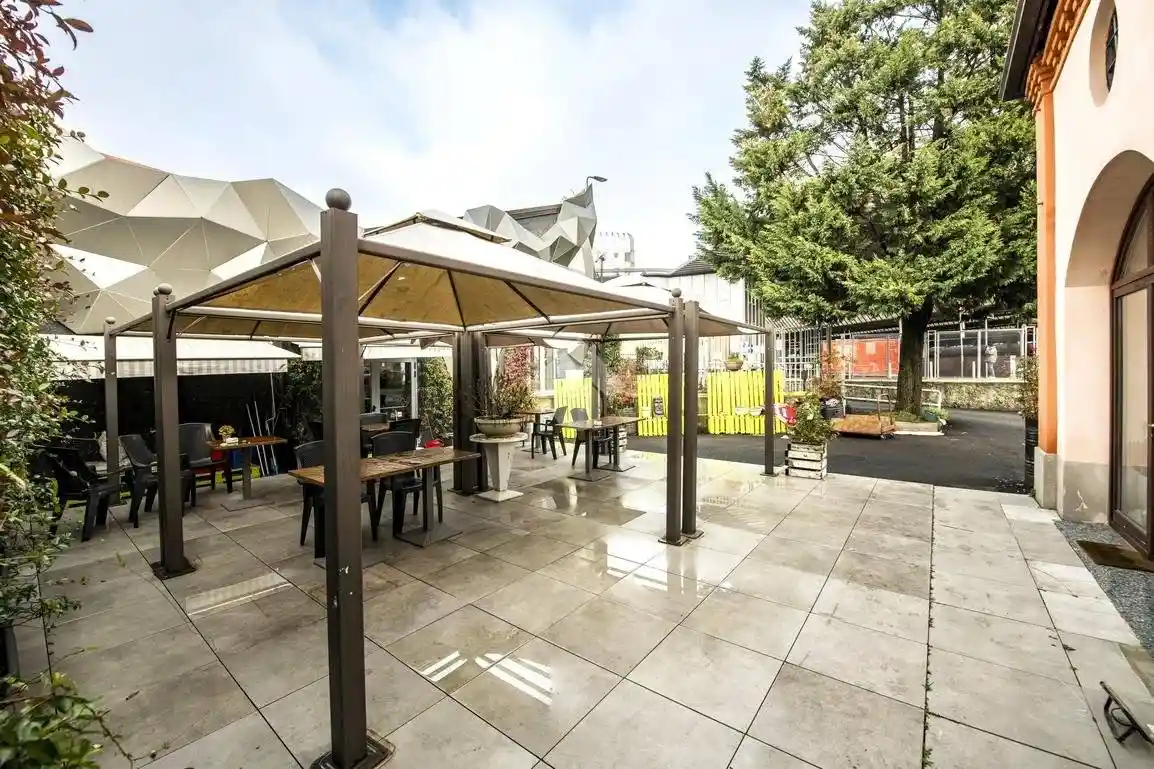 Villa unifamiliare via Giovanni Battista Cassinis 76, Rogoredo, Milano - foto 2