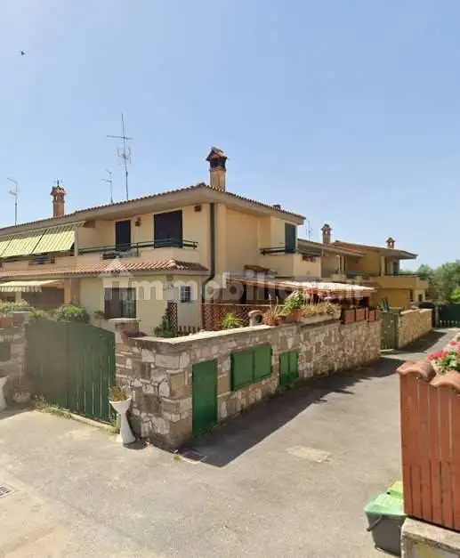 Villetta a schiera in asta a Anzio