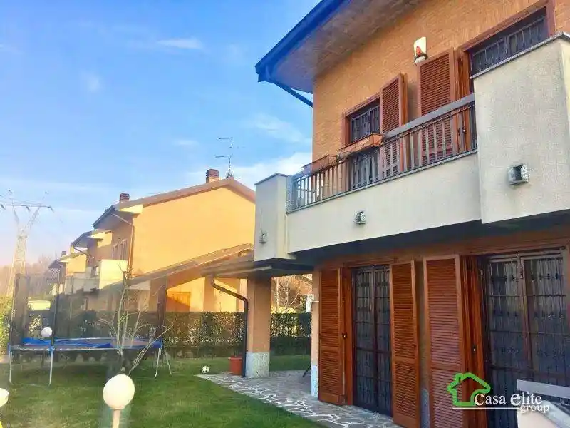 Villa bifamiliare via Padri Ladie' 67, Casaletto Lodigiano - foto 3