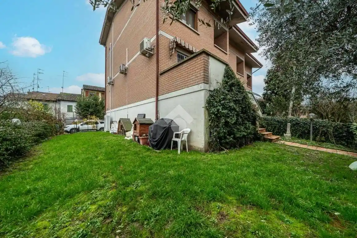 Villa a schiera via dei platani 17, Centro, Bagnolo in Piano - foto 3