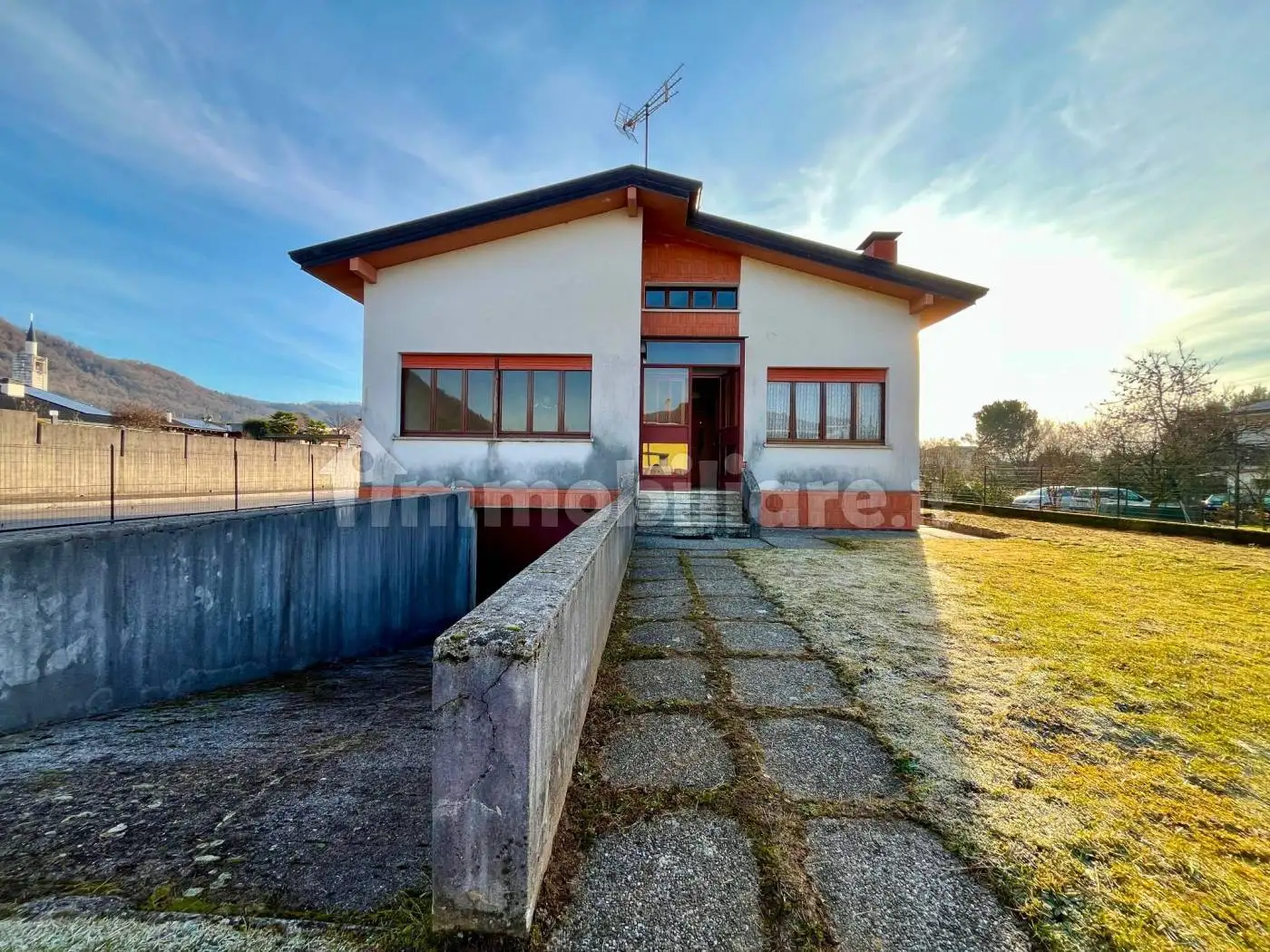 Villa in vendita a Magnano in Riviera