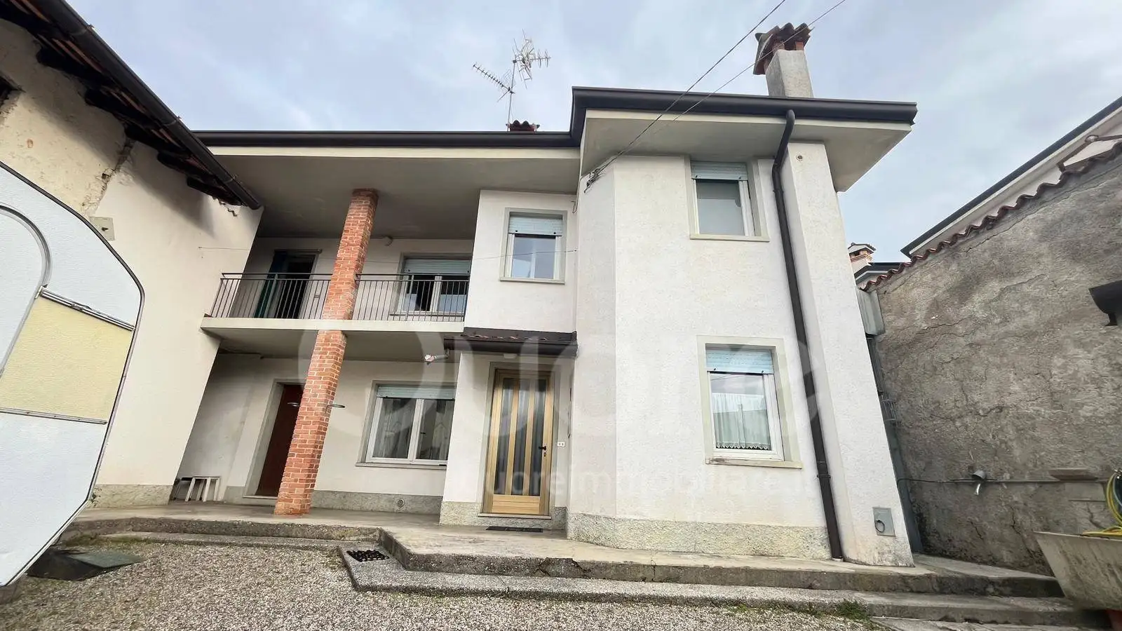 Casa indipendente in vendita a Tarcento