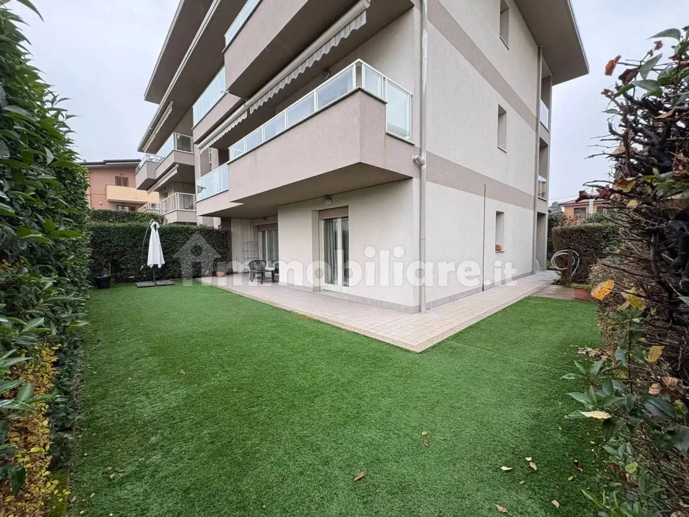 Appartamento in vendita a Caronno Pertusella