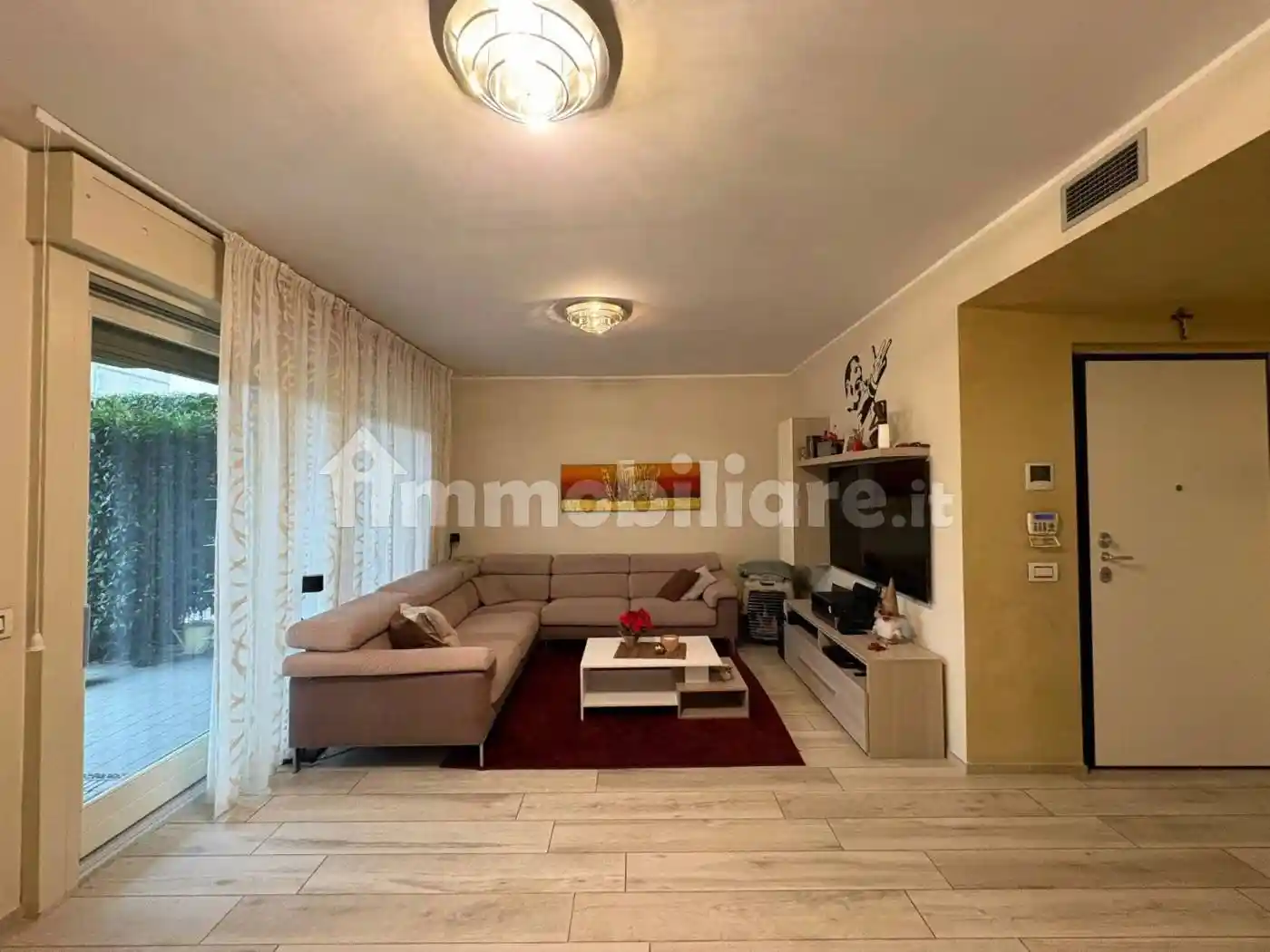 Trilocale via Pola, 77, Centro, Caronno Pertusella - foto 2