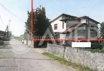 Casa indipendente in vendita a Correzzola