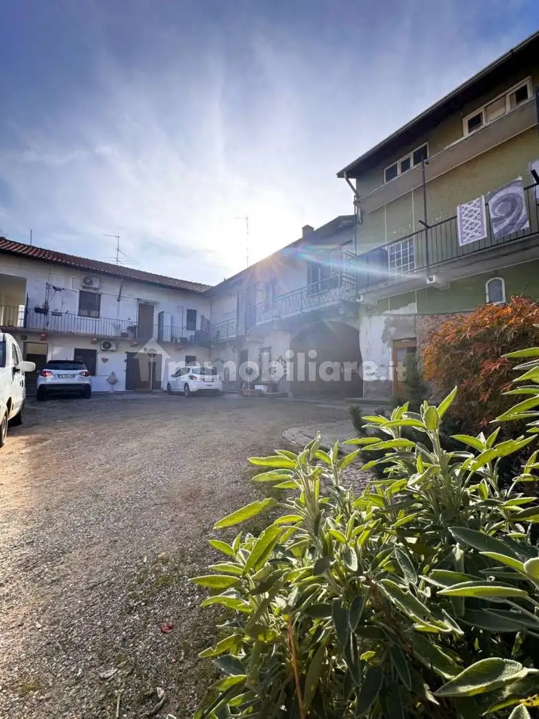 Appartamento in vendita a Carbonate