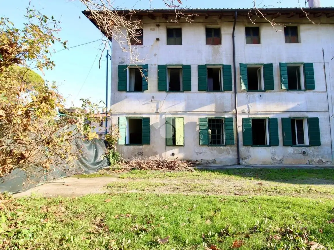 Rustico - Casale in vendita a Aiello del Friuli