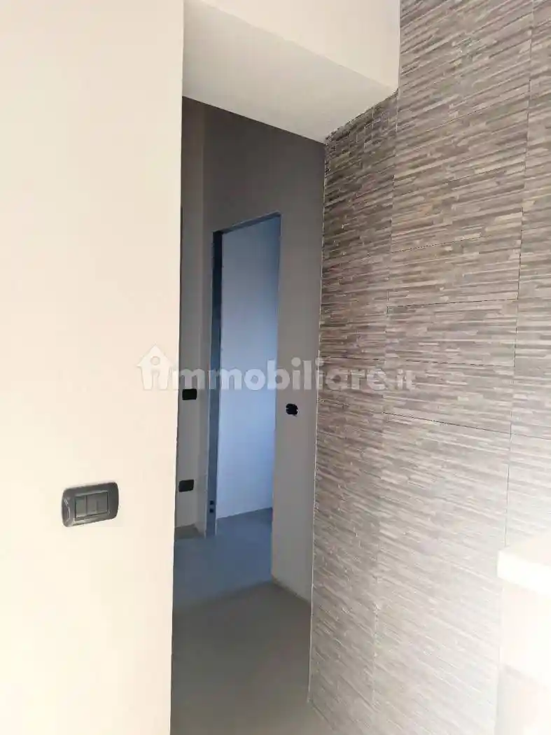 Trilocale via Rosa Nera 12, Broni - foto 3