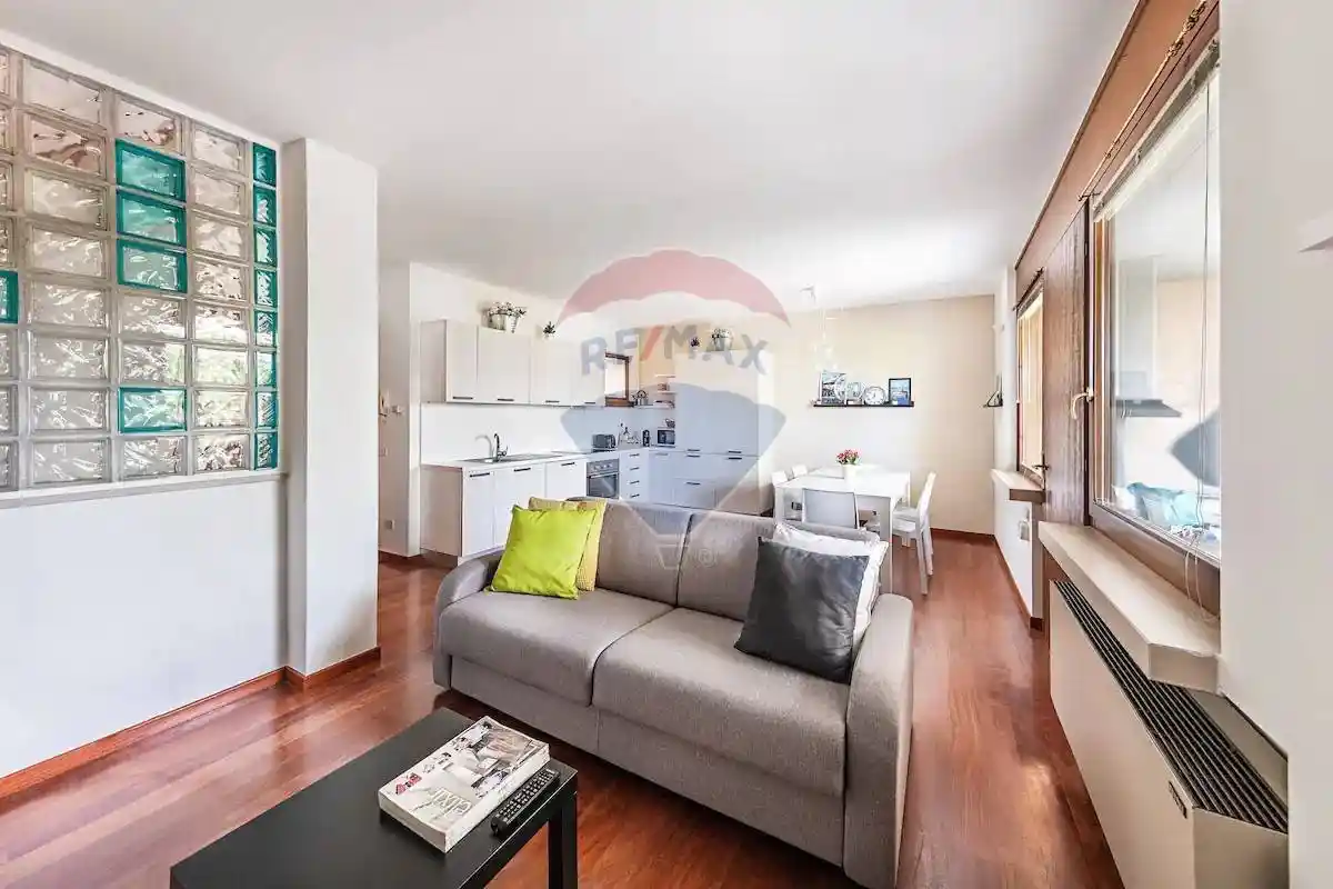 Trilocale GREEN RESIDENCE  via Giulio Cesare 2, Rivoltella, Desenzano del Garda - foto 5