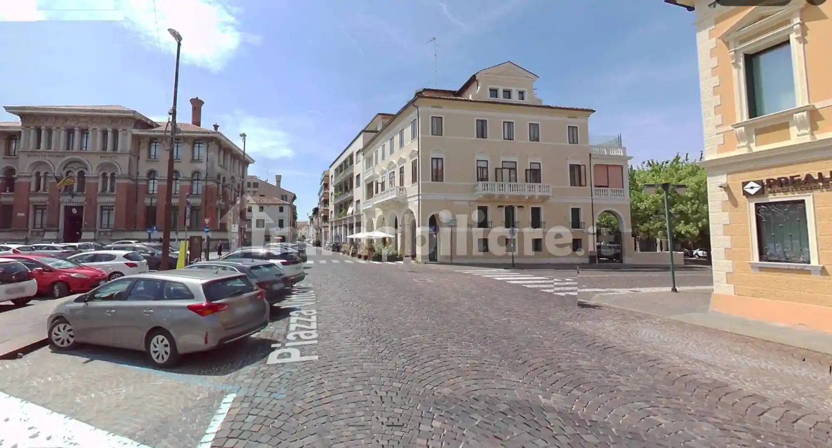 Palazzo - Edificio in vendita a Treviso