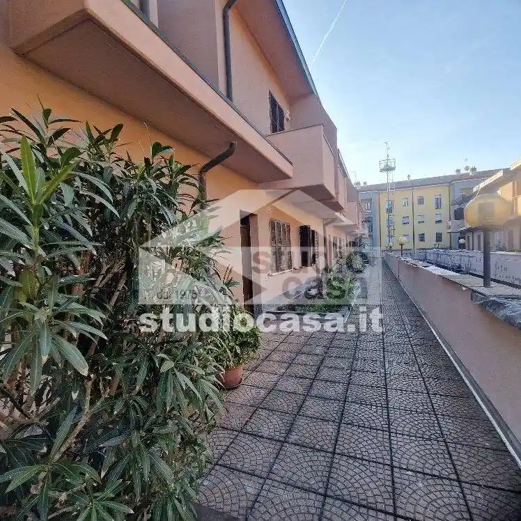 Villa a schiera via Don Minzoni 4, Carugate - foto 2